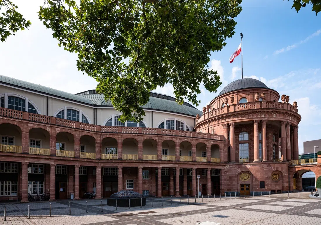 Festhalle Frankfurt, Frankfurt