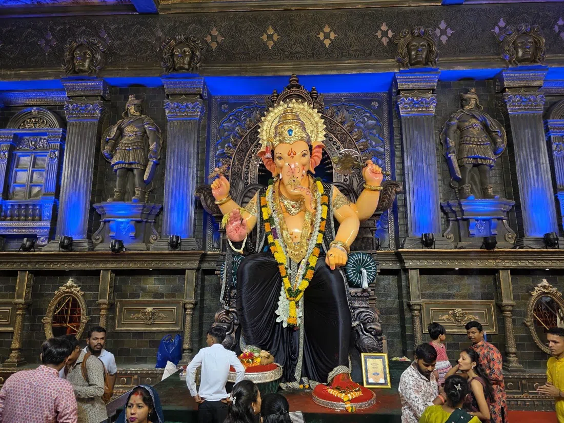 Khetwadicha Ganraj (Khetwadi 12th Lane Sarvajanik Ganeshotsav Mandal), Mumbai