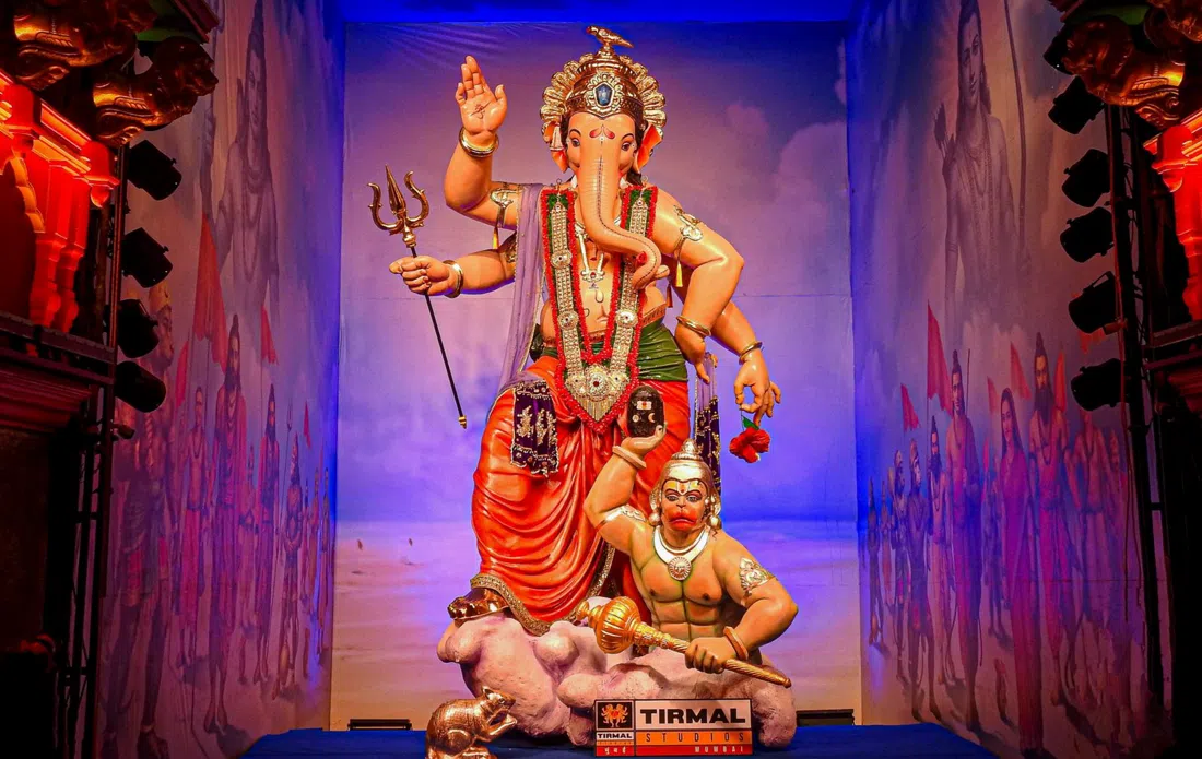Mumbaicha Raja — Lalbaug Sarvajanik Utsav Mandal (Ganesh Galli), Mumbai