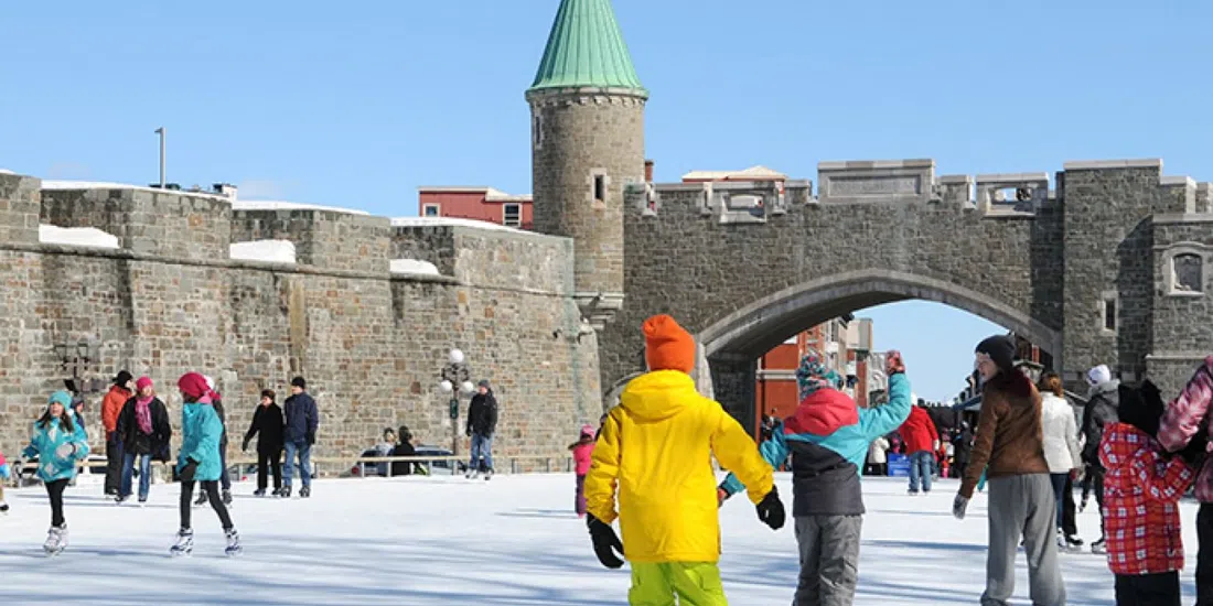 Patinoire de la Place D'Youville, Quebec