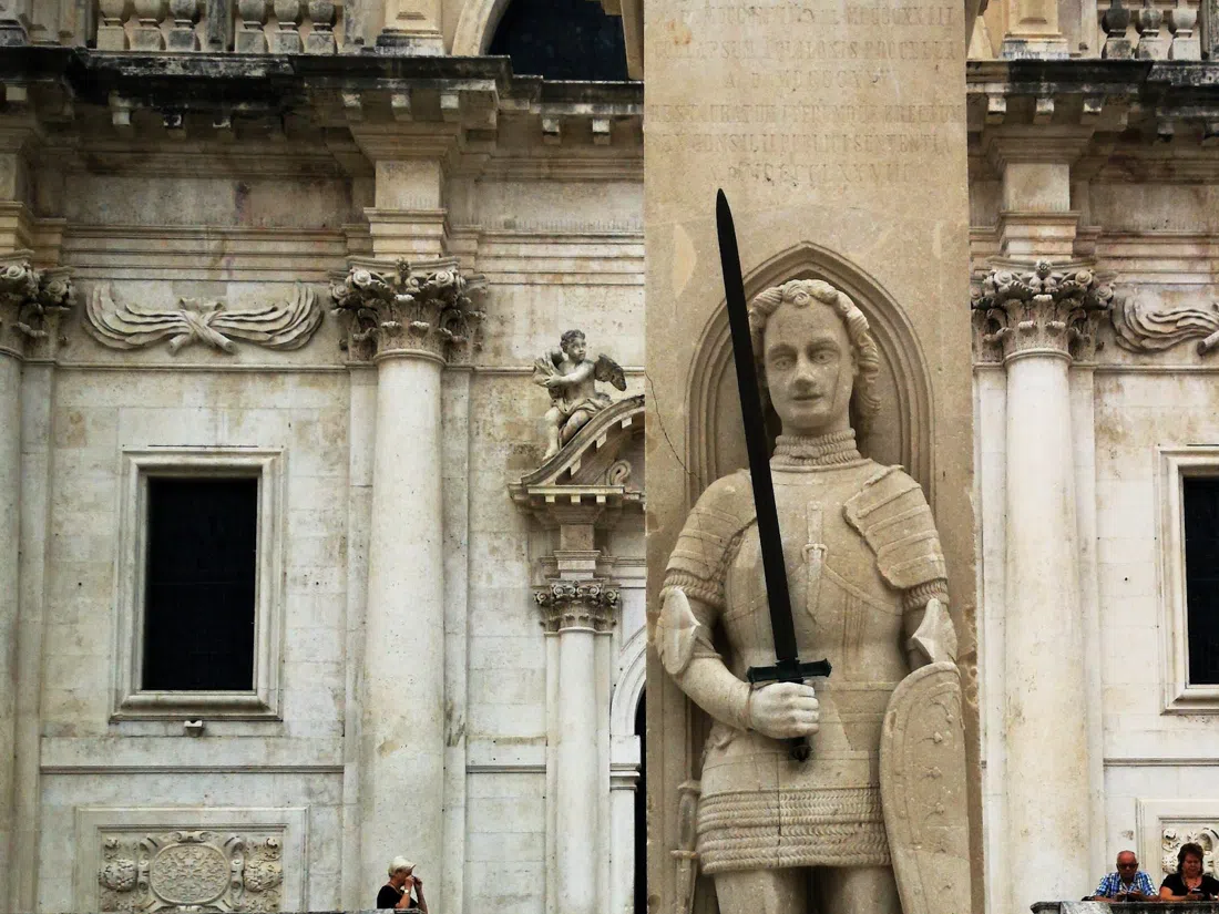 Orlando's Column (Orlandov stup), Dubrovnik